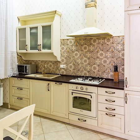 Фредра, 6 Lwów Zewnętrze zdjęcie